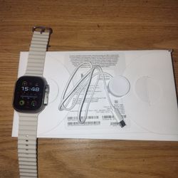Apple Watch Ultra 2 Titanium - 49mm - Ocean Band - Gray - Cellular + GPS 