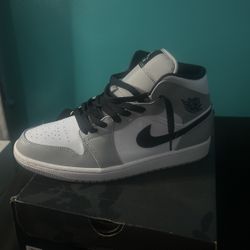 Air Jordan 1 Mid