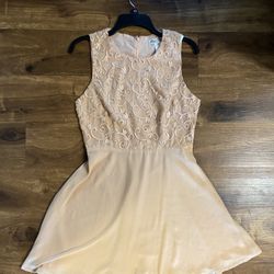 Brand New Woman’s Miss Closet brand Pink Drress Up for Sale 