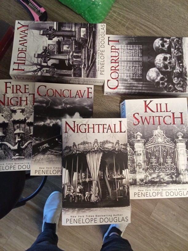 Devil’s Night Series by Penelope Douglas – Limited Edition Cover Set (6 Books, NEW)