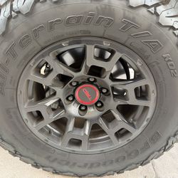 For Sale: Set of 4 × BFGoodrich KO2 285/70R17 Load C – Used – 6/32″ Tread Remaining