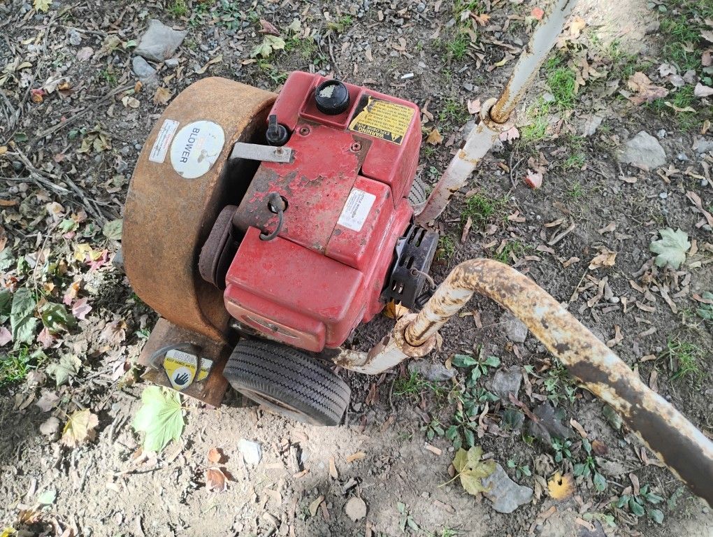 Leaf Blower