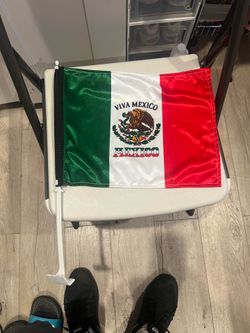 Car flags