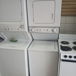 GE Stackable 24"wide Gas Washer Dryer Combo Heavy Duty 