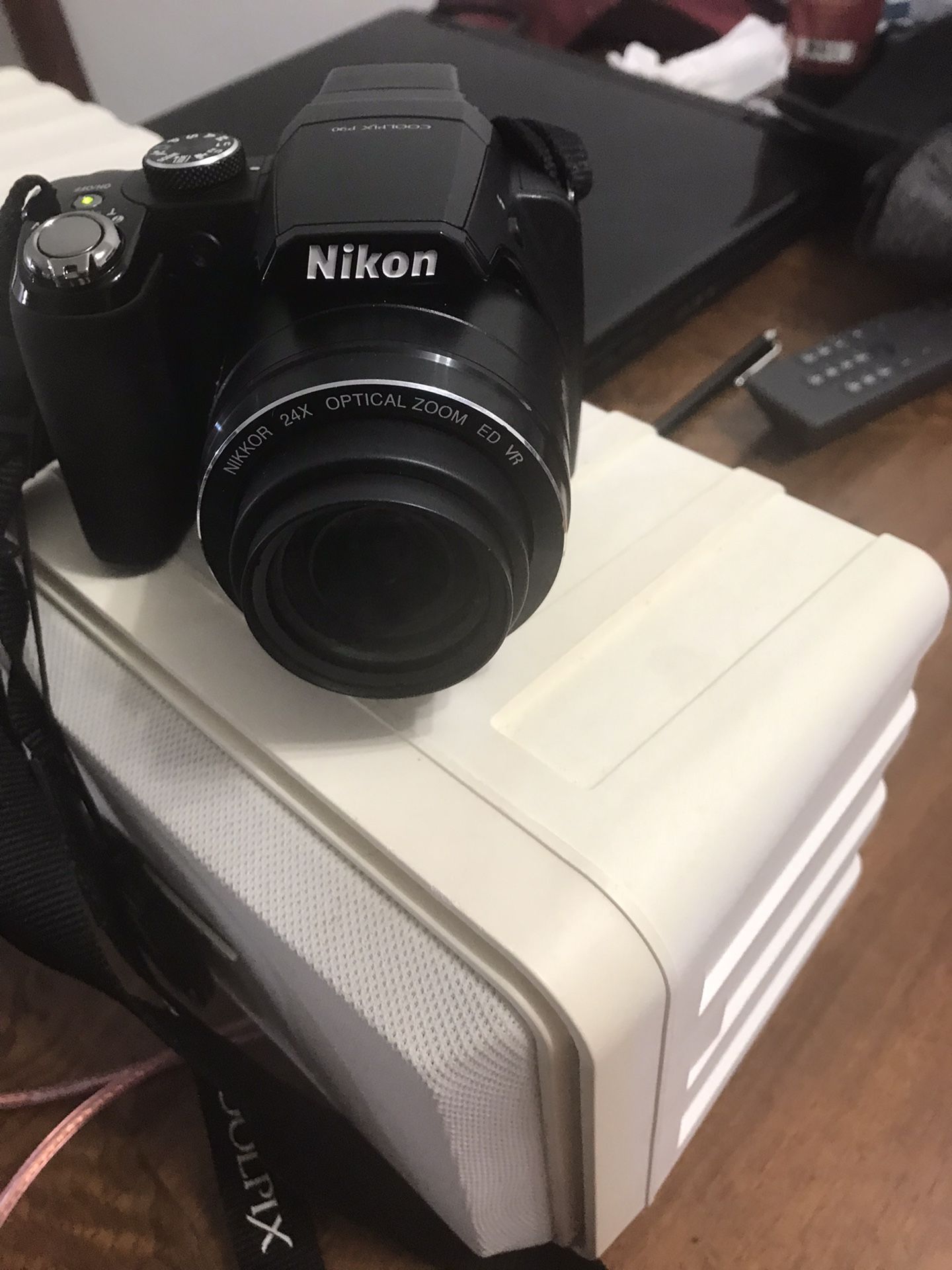 Nikon Camera Coolpix P90