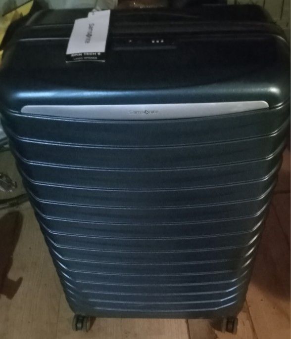 Samsonite Spin Tech Luggage