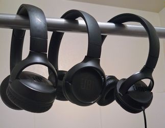 JBL Wireless/Wired Headphones Bundle