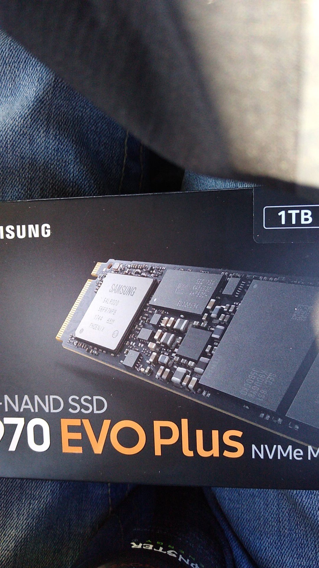 SAMSUNG V-NAND SSD 1TB