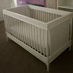 Graco crib- Free