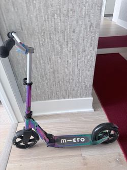 Micro Two-Wheel Scooter – Rainbow Metallic Finish