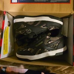 Reebook Heelys Wheeled Shoes