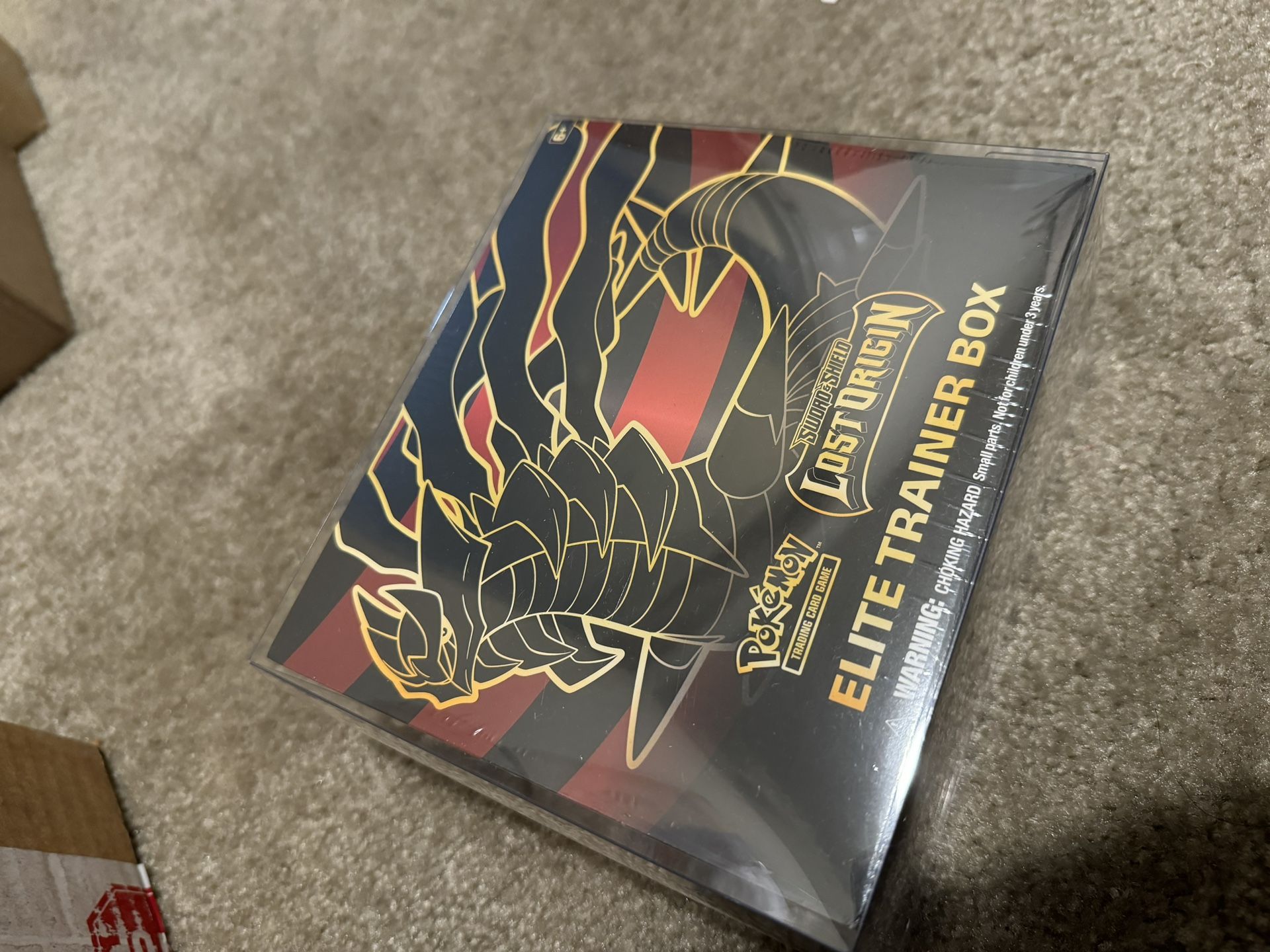 Pokemon Lost Origin ETB