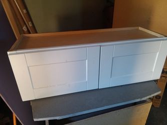 Kitchen cabinets