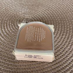 BLUSH IVORY descontinuado