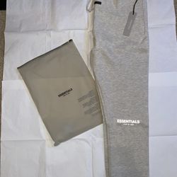 FEAR OF GOD ESSENTIALS OATMEAL SWEATPANTS FOR SALE! MEN’s SIZE  L. $160