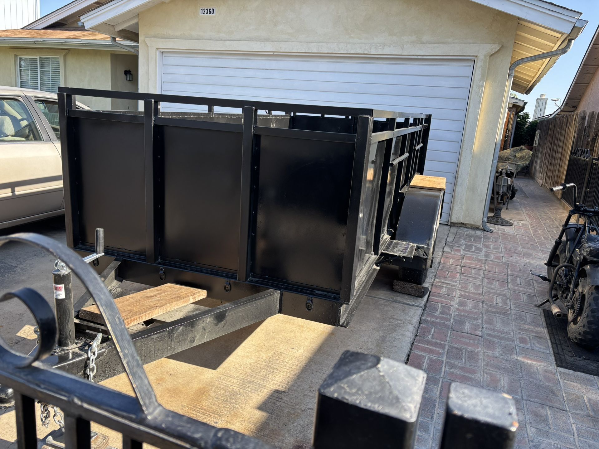 For Sale-tráiler