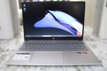 HP 15-fc0013od 15.6" AMD FHD Ryzen 3 7320U 2.4GHz 8GB RAM 256GB W11 Laptop