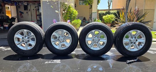 2023, 17 in toyota rims 6 lug