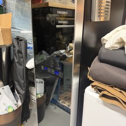 Wine Enthusiast Silent 18-Bottle 2-Temp Touchscreen Refrigerator Slimline Edition