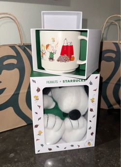 Starbucks snoopy plush
