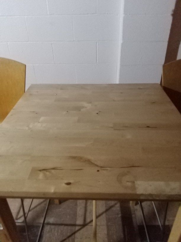 Pub Table and Chairs Set for Sale in Columbus, OH OfferUp