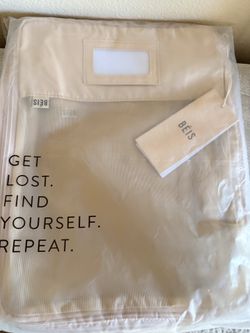 BÉIS Compression Packing Cubes Set – 4 Piece – New