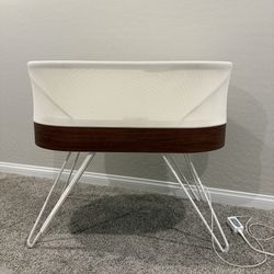 Happiest Baby SNOO Sleeper Bassinet