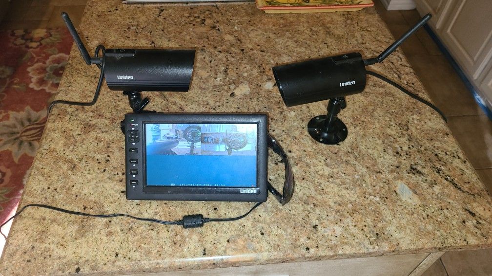 Uniden UDS655 Video Surveillance System