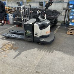 Forklifts 