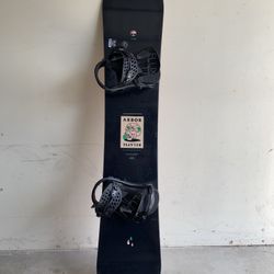 Arbor Relapse Snowboard 155cm + Flux Bindings