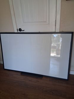 Extra large,, dry erase board, message board, whiteboard with ledge  office, offices, buisness, equipment, schools ,
