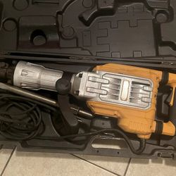 DeWalt Demolition Hammer D259260K With Case