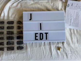 LED light box with removable letters