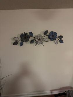 Metal wall decor