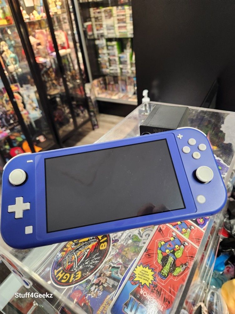 Nintendo Switch Lite Blue (Pre-owned)