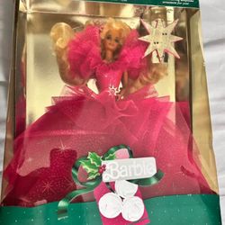 The 1990 Happy Holidays Barbie, Special Edition #4098