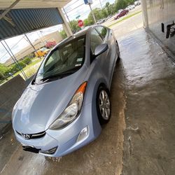 2012 Hyundai Elantra