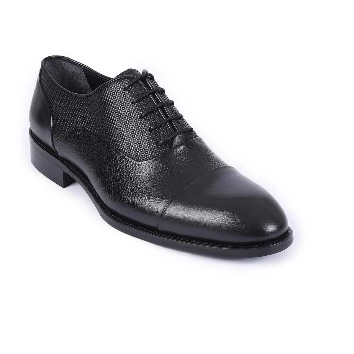 VellaPais Delta Oxford Men’s Dress Shoes In black 