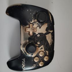 Nintendo switch Pikachu wireless controller