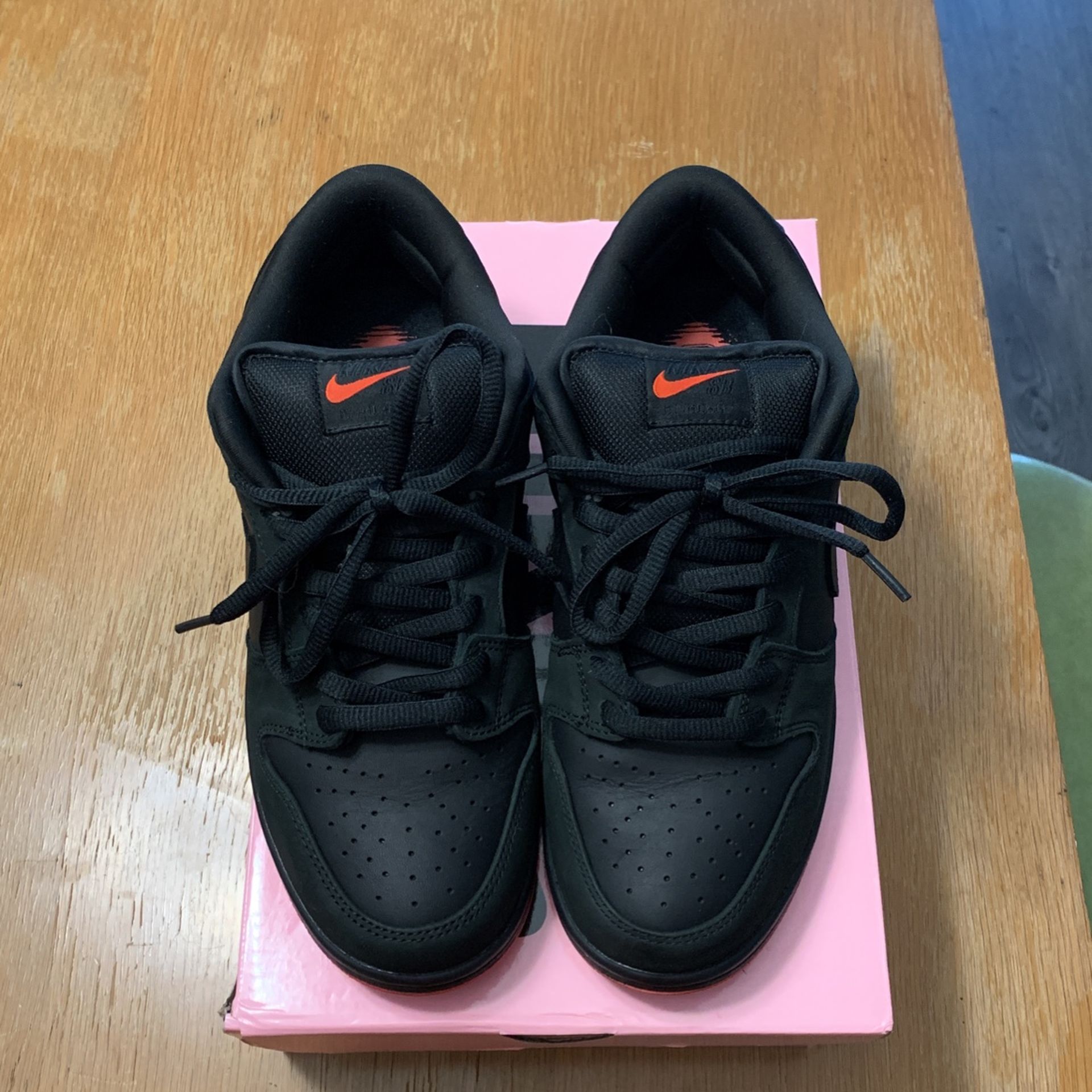 Nike SB x Jeff Staple ‘Black Pigeon’