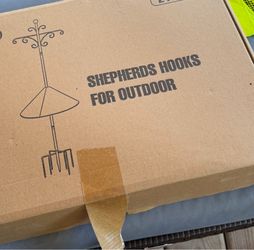 1 Double Shepherds Hook with Squirrel Baffle NIB - Adjustable Heights 32-108”