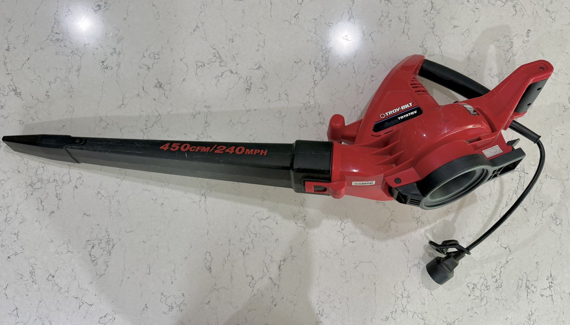 450 CFM / 240 mph Handheld Electric Leaf Blower/Vacuum with Bag by Troy-Bilt TB197bv