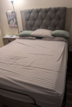 Bed with Adjustable platform