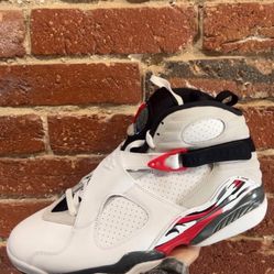 Brand New Bugs Bunny Size 13