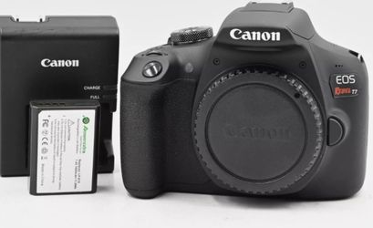 Canon EOS Rebel T7 DSLR camera body - mint condition