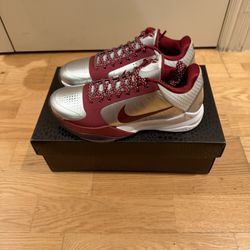 Kobe 5 protro metallic low merion aces away