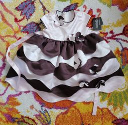 Isobella & Chloe Tiered Dress 18 month NWT