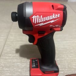 Milwaukee New 1/4” Impact Fuel M18 4th Generation 