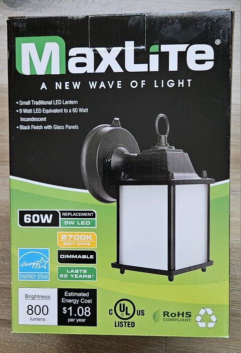 LED Outdoor Traditional Lantern