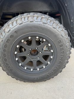 (5)Volk TE37XT M-Spec 17x8.5 + 285/70R17 Firestone M/T2 Tires